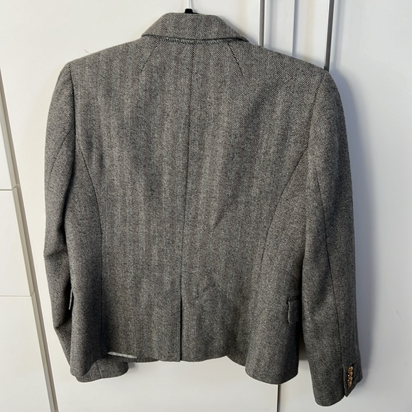 J Crew Herringbone Blazer - Gold Buttons - Size 6 - Picture 6 of 8